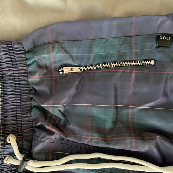 Plaid CALI UK Brand Lounge Drawstring Jogger Pant, zipper pockets & bottoms - Picture 6 of 6